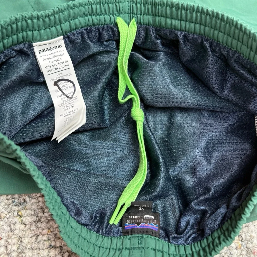 Patagonia Baggies Shorts Mens XS Mesh Lined Swim Beach Green